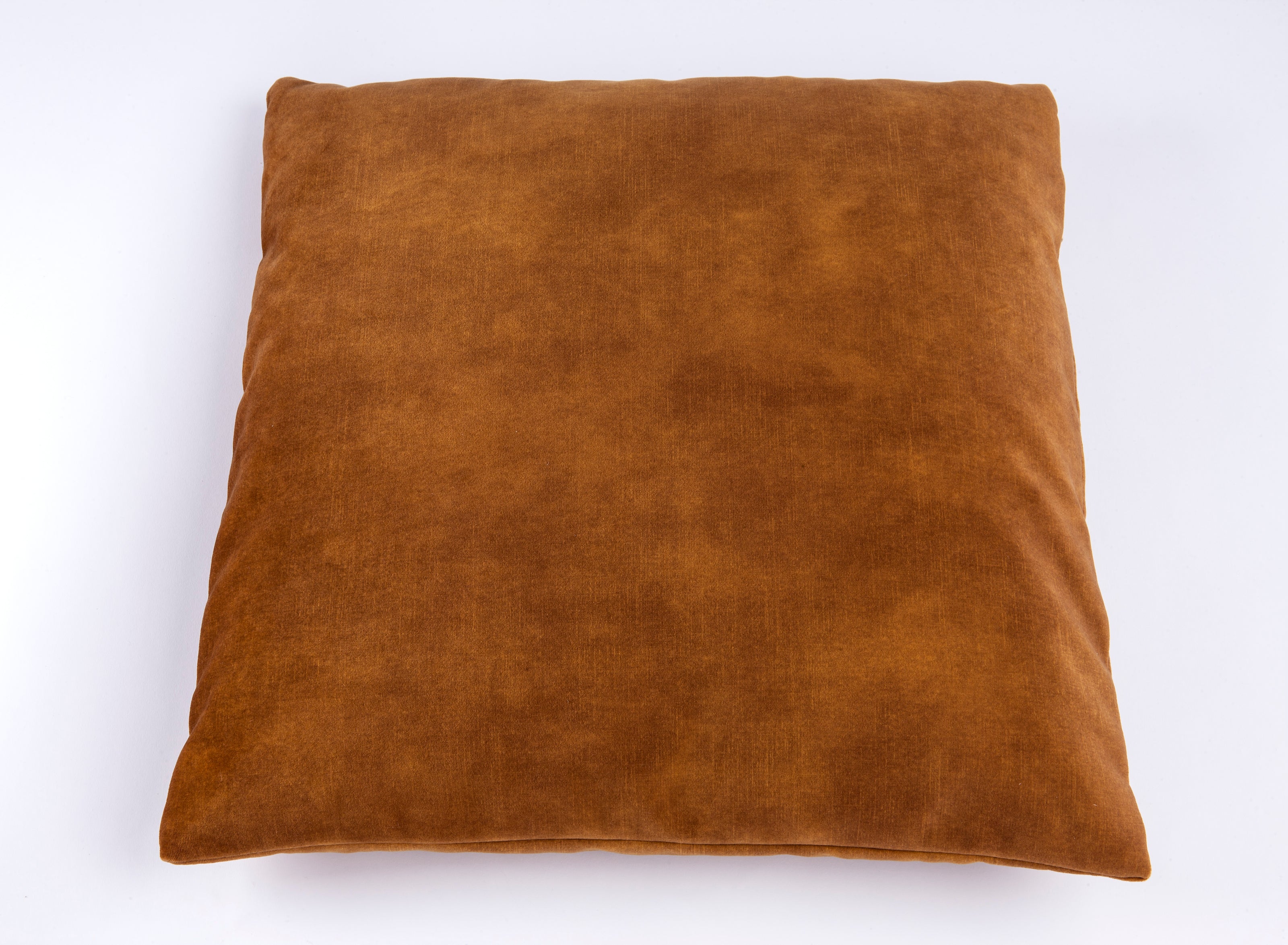 Cognac velour 50 x 50 cm